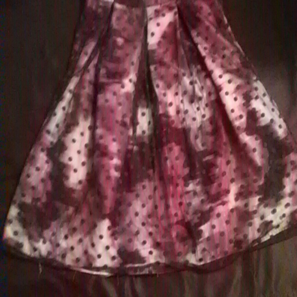 Dress - Picture 2 of 3
